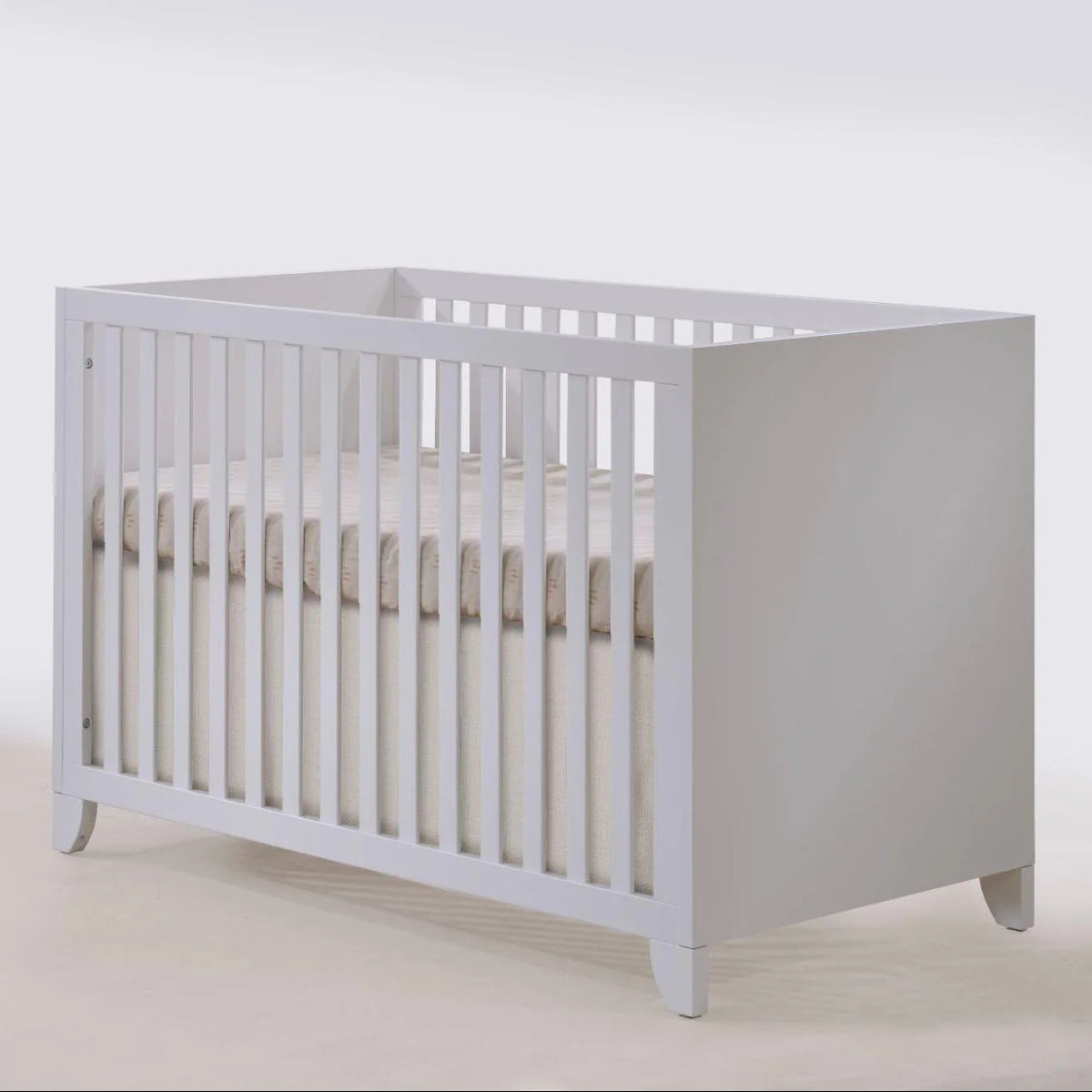 Tulip Aiko Island Crib with 3-Drawer Dresser Set
