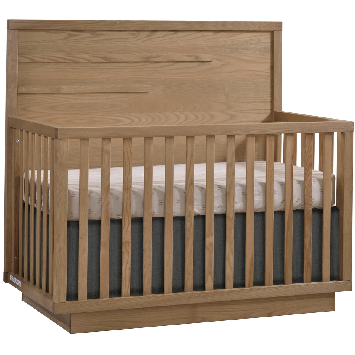 Natart Como 5-in-1 Convertible Crib with Horizontal Molding